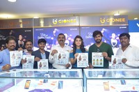 Yamini Bhaskar Launches Cellbay Mobile Store Photos